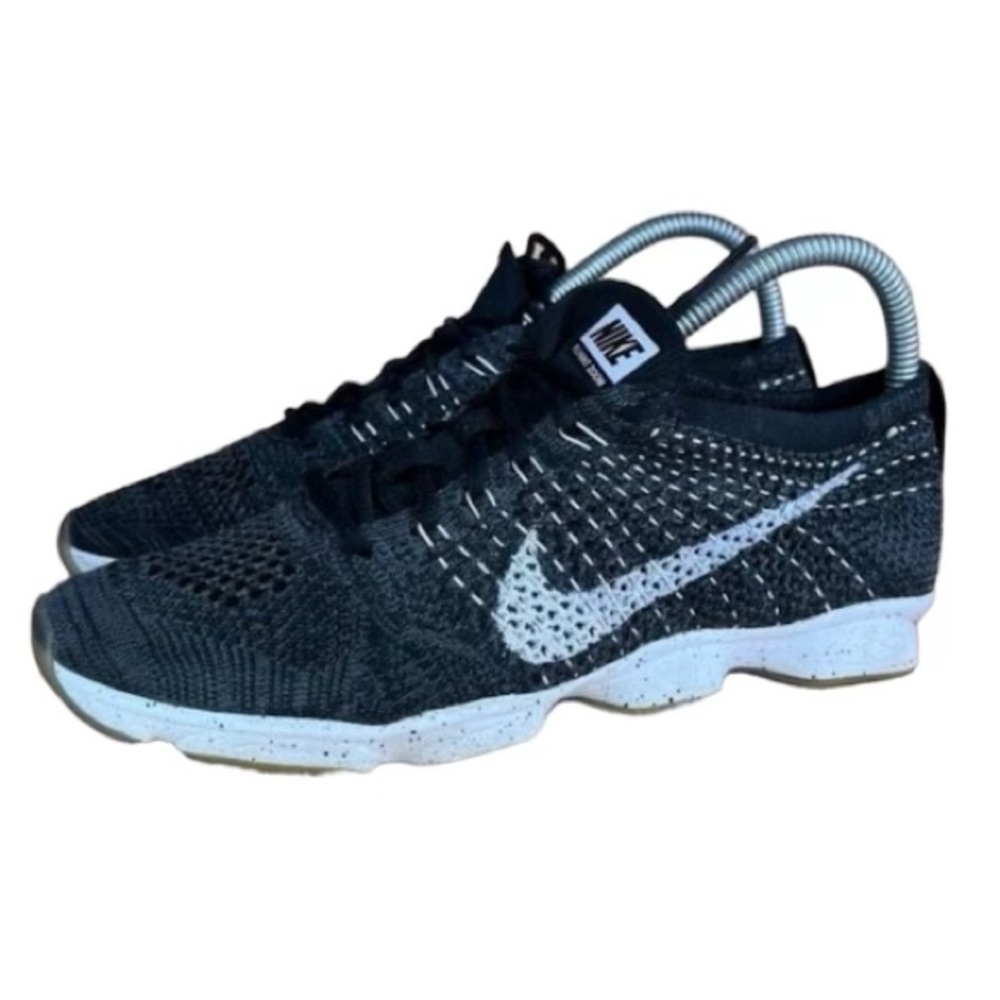 Nike Flyknit Zoom Black & White Mesh Athletic Sneaker Shoes Women's Size 8 *USED